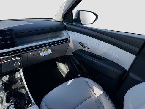 New 2026 Hyundai Tucson SEL FWD image 16