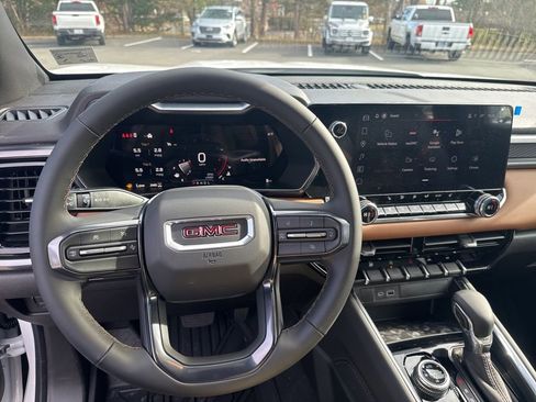 New 2026 GMC Canyon AT4 image 15