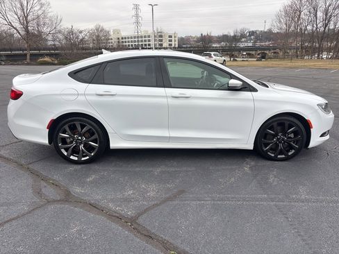 Used 2016 Chrysler 200 S w/ Navigation & Sound Group I image 6