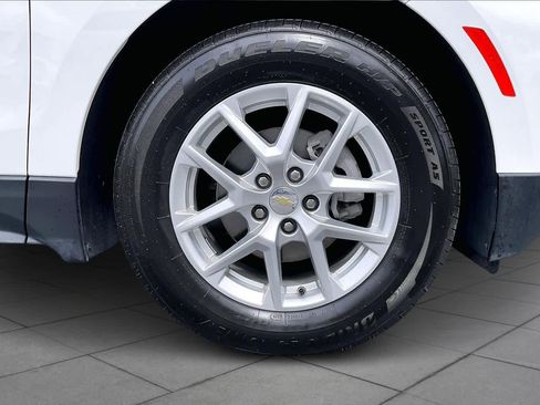 Certified 2022 Chevrolet Equinox LS w/ LS Convenience Package image 10