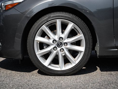Used 2017 MAZDA MAZDA3 Touring FWD image 13