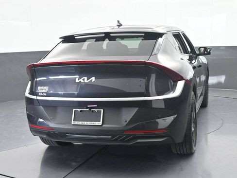Used 2025 Kia EV6 Light RWD image 5