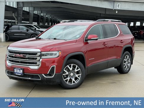 Used 2023 GMC Acadia SLT w/ Technology Package AWD/4WD image 1