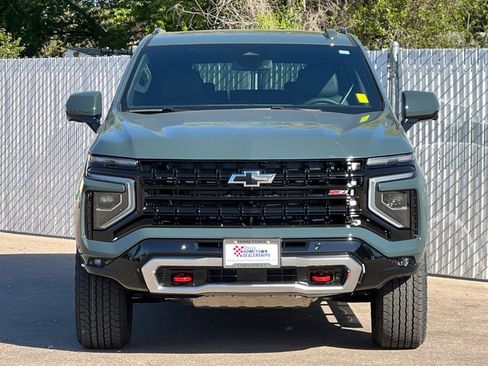 New 2026 Chevrolet Suburban Z71 w/ Comfort Package AWD/4WD image 6