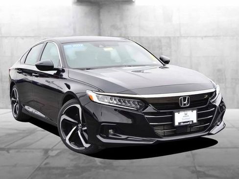 Used 2022 Honda Accord Sport image 2