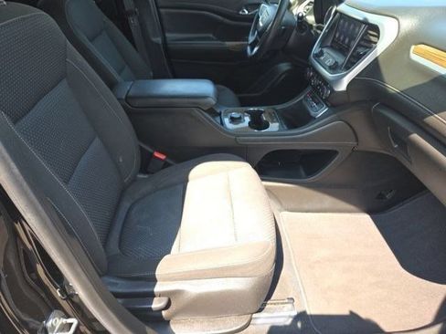 Used 2021 GMC Acadia SLE FWD image 44