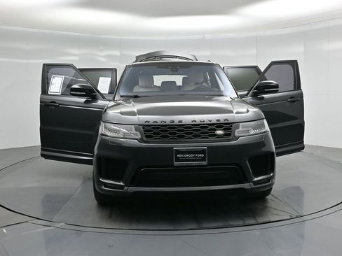 Used 2020 Land Rover Range Rover Sport HST image 31