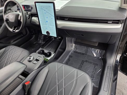 Certified 2023 Ford Mustang Mach-E Select image 16