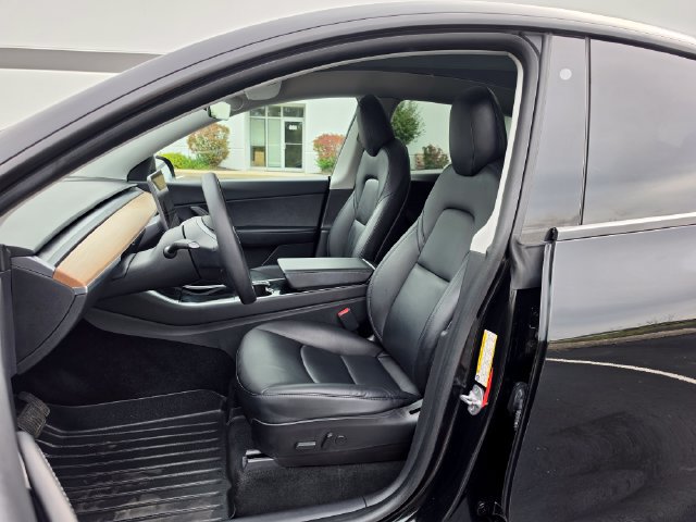 Used 2020 Tesla Model Y Long Range AWD/4WD image 20