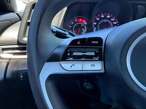 Used 2021 Hyundai Elantra SEL FWD image 18