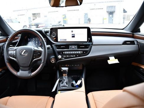 New 2025 Lexus ES 350 Luxury image 19