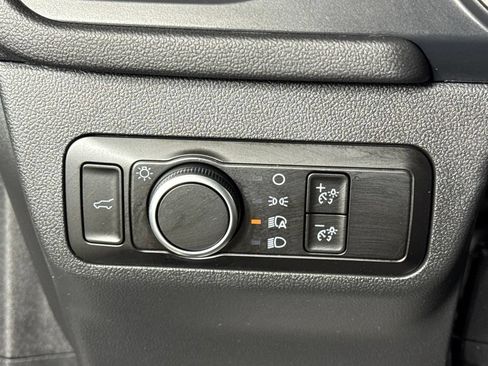 Used 2025 Ford Escape Active w/ Cold Weather Package AWD/4WD image 14