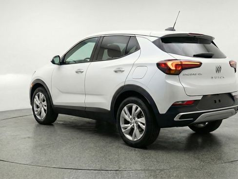 Used 2025 Buick Encore GX Preferred AWD/4WD image 6