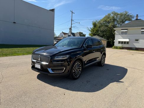 Used 2020 Lincoln Nautilus Reserve w/ Equipment Group 201A image 3