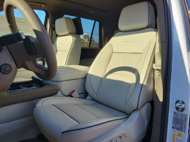New 2027 GMC Yukon Denali w/ Denali Reserve Package AWD/4WD image 16