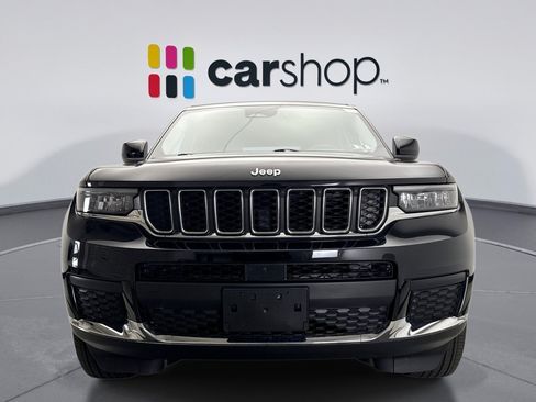 Used 2023 Jeep Grand Cherokee L Laredo AWD/4WD image 8