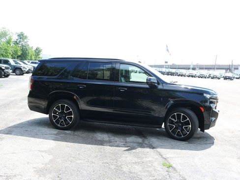 Used 2024 Chevrolet Tahoe RST w/ Luxury Package AWD/4WD image 6