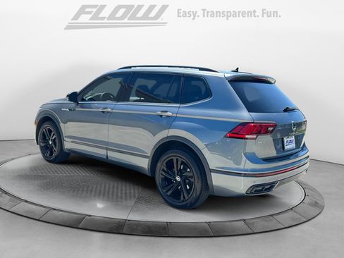 Certified 2023 Volkswagen Tiguan SE R-Line FWD image 6