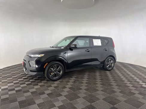 Used 2021 Kia Soul EX image 3
