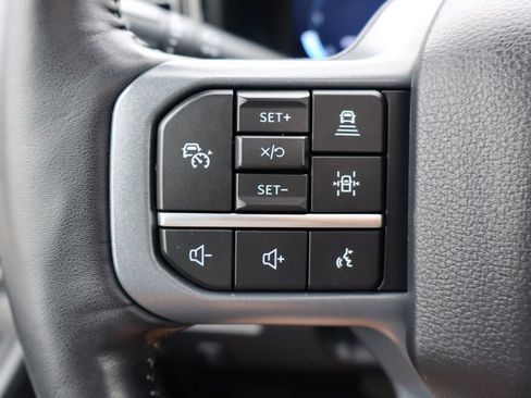 Used 2024 Ford F350 Lariat w/ Lariat Ultimate Package AWD/4WD image 28