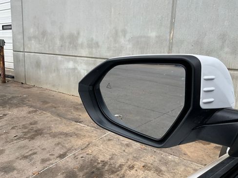 Used 2025 Hyundai Kona SEL image 19