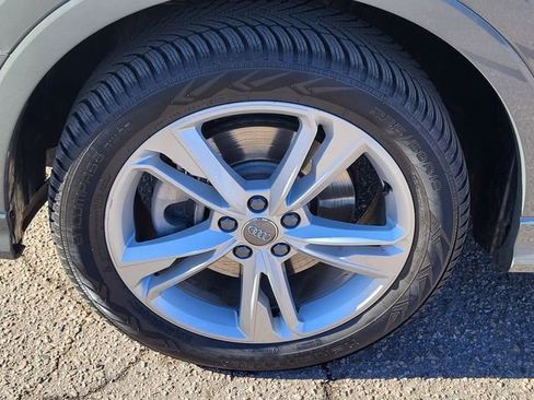 Used 2020 Audi Q3 2.0T Premium Plus w/ Premium Plus Package image 11