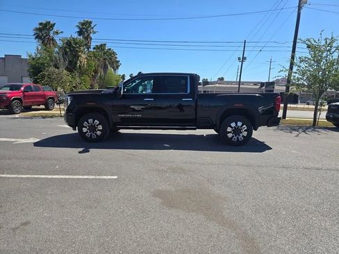 New 2026 GMC Sierra 2500 Denali w/ Denali Reserve Package AWD/4WD image 8