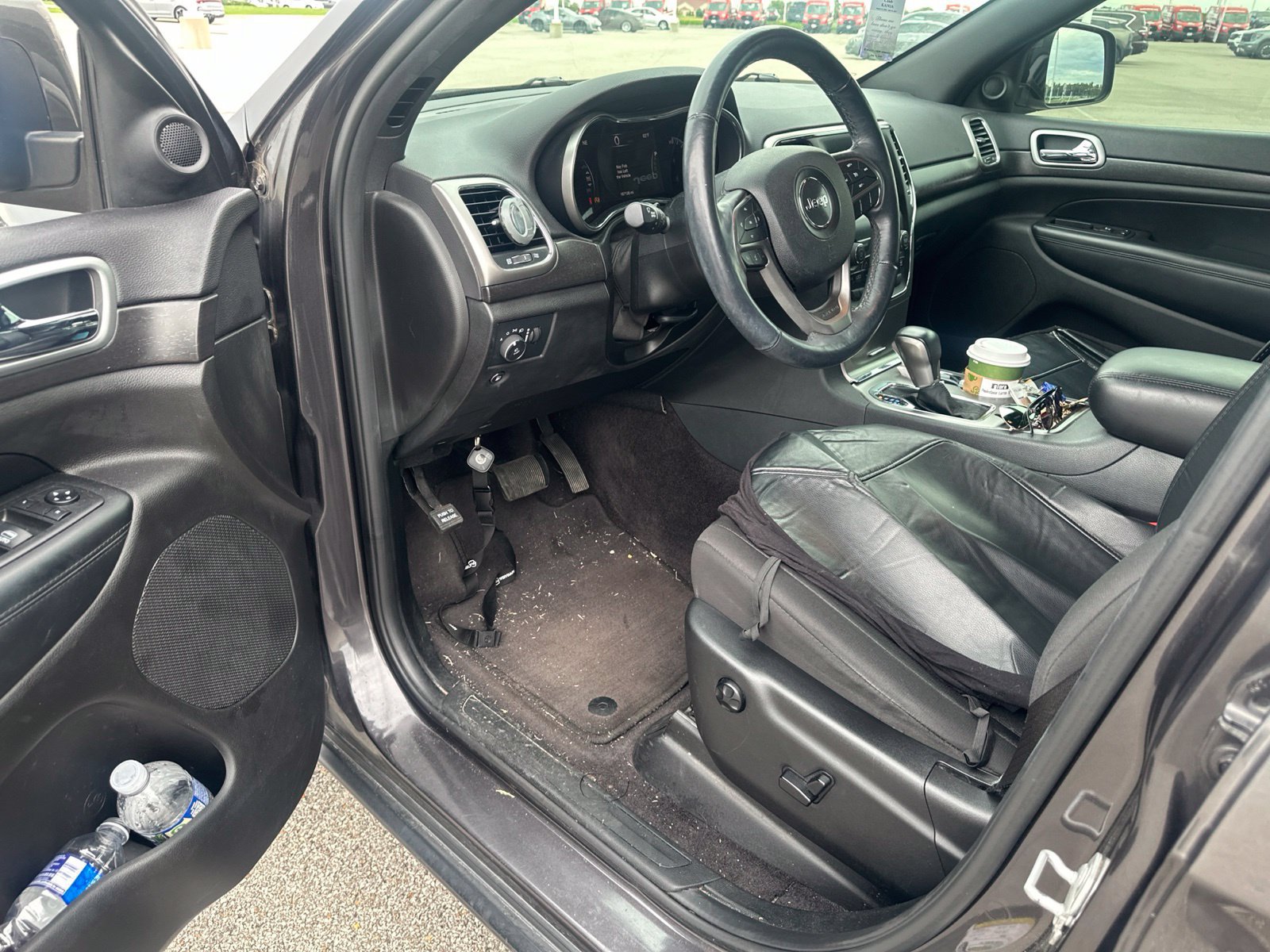 Used 2018 Jeep Grand Cherokee Laredo AWD/4WD image 8