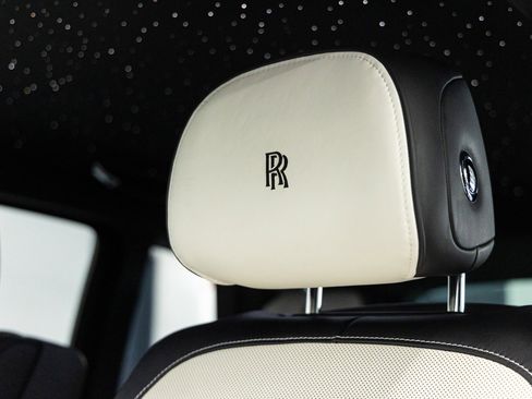 Certified 2023 Rolls-Royce Cullinan Black Badge w/ Driver's Package AWD/4WD image 37