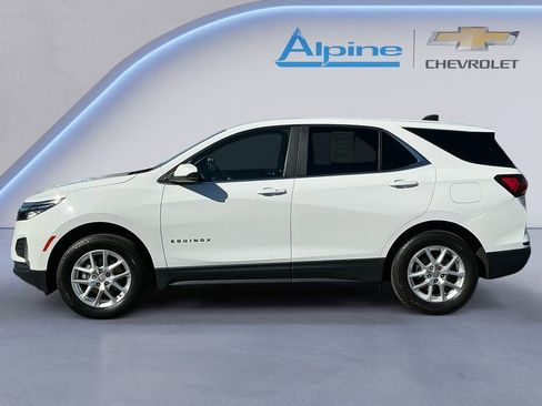 Used 2024 Chevrolet Equinox LT image 2