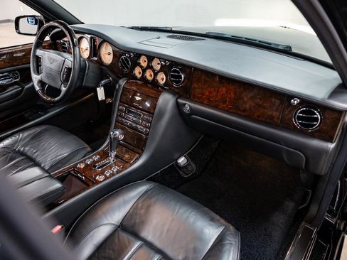 Used 2005 Bentley Arnage R RWD image 6