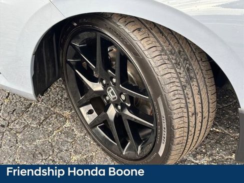 Used 2024 Honda Civic Sport image 31