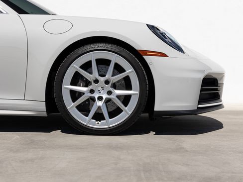 Certified 2025 Porsche 911 Carrera RWD image 11
