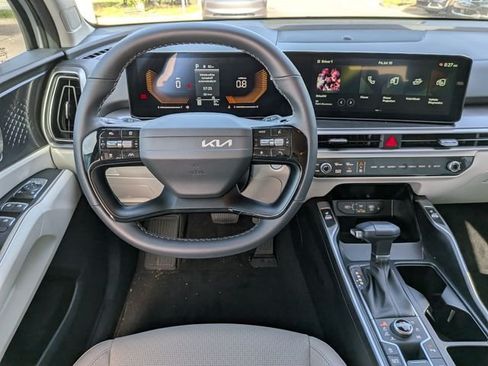 New 2026 Kia Sorento S AWD/4WD image 17
