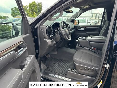 Used 2025 Chevrolet Silverado 1500 LT AWD/4WD image 10