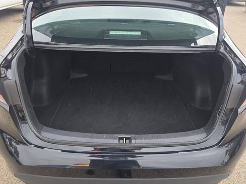 Used 2024 Toyota Corolla LE image 38