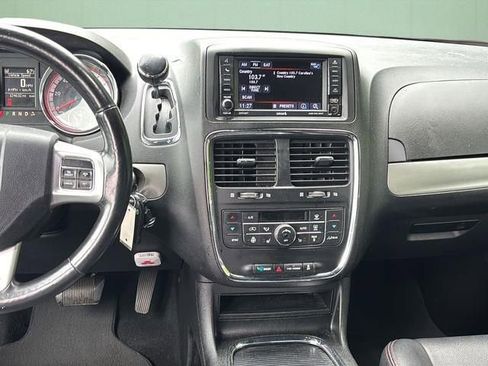 Used 2019 Dodge Grand Caravan GT FWD image 20