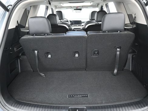 Used 2025 Kia Telluride S FWD image 31