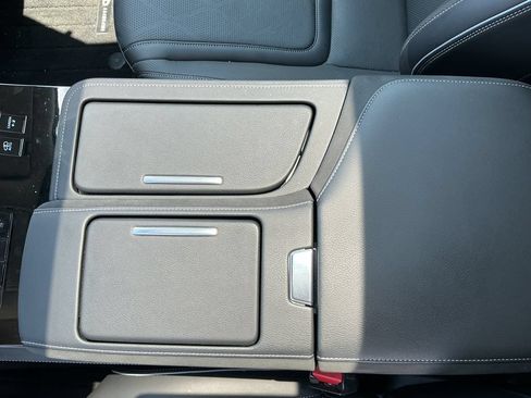 Used 2025 INFINITI QX80 Sensory AWD/4WD image 30