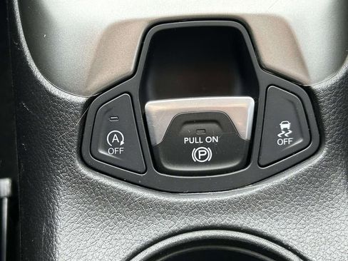 Used 2018 Jeep Compass Sport image 26