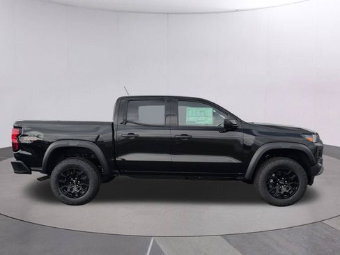 New 2026 Chevrolet Colorado Trail Boss AWD/4WD image 2