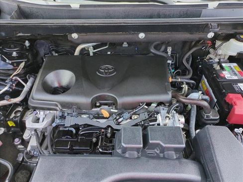 Used 2022 Toyota RAV4 XLE FWD image 22