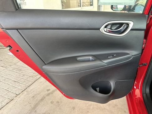 Used 2016 Nissan Sentra SL w/ Technology Package image 29