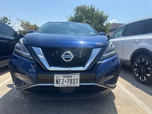 Used 2020 Nissan Murano SV w/ Cargo Package FWD image 2
