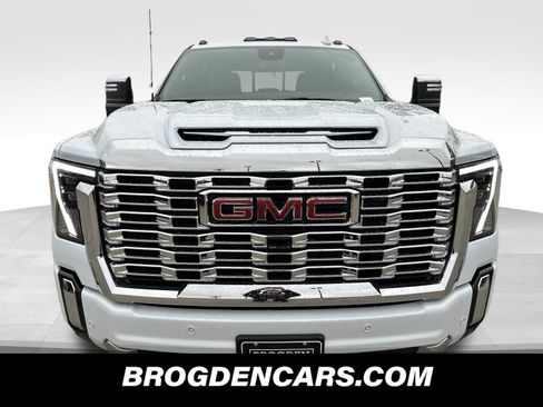 New 2026 GMC Sierra 2500 Denali w/ Technology Package image 7