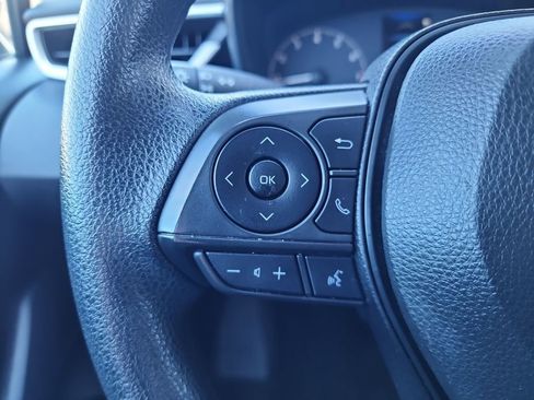 Used 2023 Toyota Corolla LE image 21
