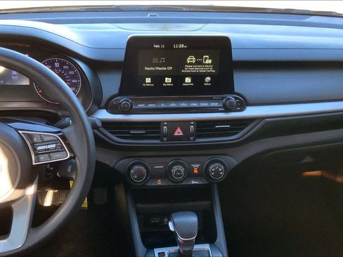 Used 2021 Kia Forte LXS image 7