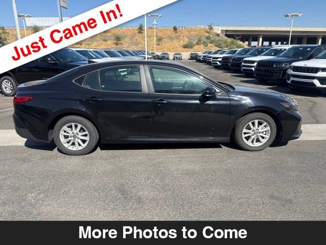 Used 2025 Toyota Camry LE FWD image 8