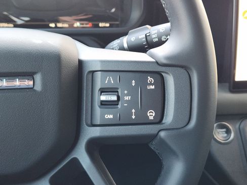 Certified 2025 Land Rover Defender 110 S image 30