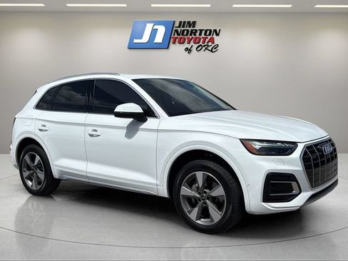 Used 2023 Audi Q5 Prestige AWD/4WD image 3